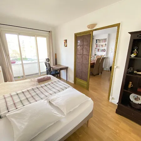 Quiet Near Paris - Balcony & Private Parking Châtillon