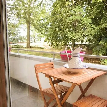 Quiet Near Paris - Balcony & Private Parking